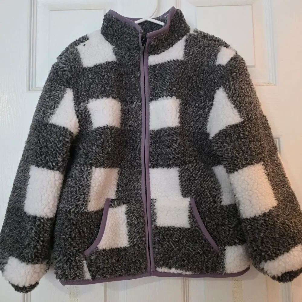 Cotton On Kids Halle Teddy Fleece Jacket Size 5-6 NWT Checkerboard Gray White